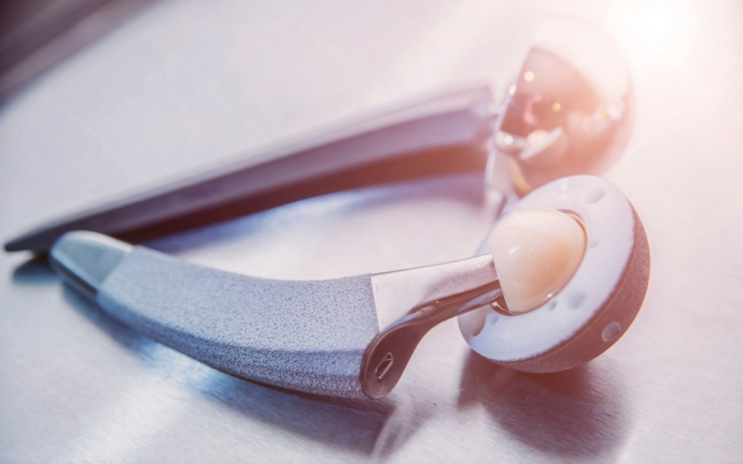 Prothèse totale de hanche - Composants